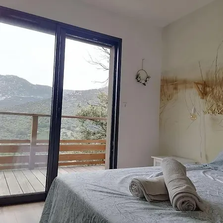 Ajaccio-villa Moderne Et Familiale Hotel Ajaccio (Corsica)
